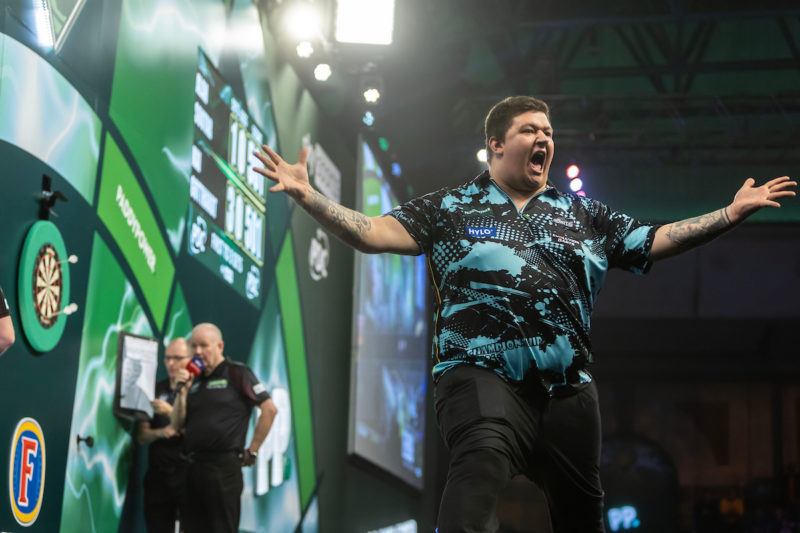 Kai Gotthardt bei der Darts WM 2025. Der Weg zur WM gelang über die HYLO PDC Europe Super League.