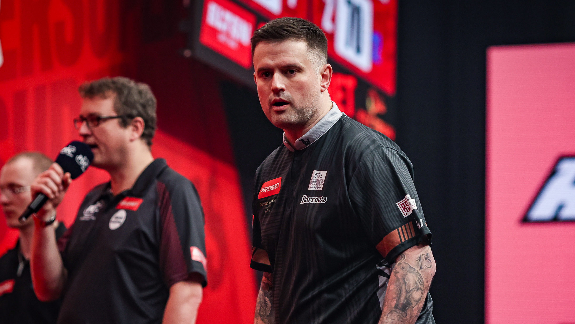 Luke Woodhouse bei den Superbet Poland Darts Open 2026 in der EXPO Krakow in Krakau.